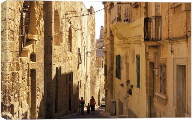 EUROPE MALTA VALLETTA Canvas Print by urs flueeler