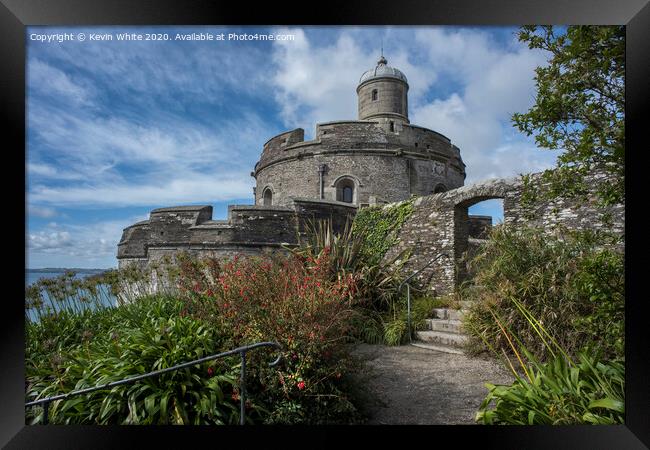 St Mawes castle and garden Framed Print by Kevin White