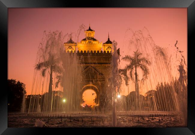 LAOS VIENTIANE PATUXAI ARCH Framed Print by urs flueeler