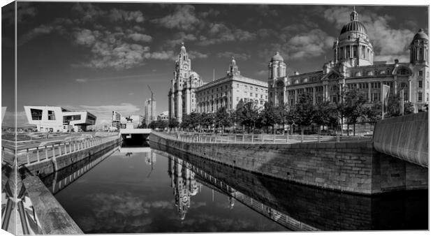 Liverpool waterfront Canvas Print by Kevin Elias