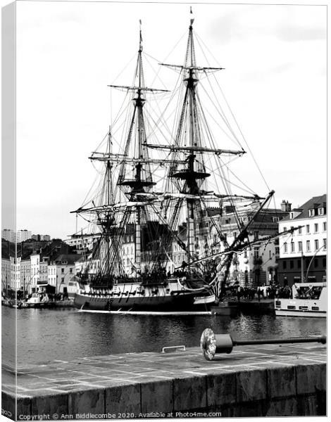 French frigate the Le Hermione Canvas Print by Ann Biddlecombe
