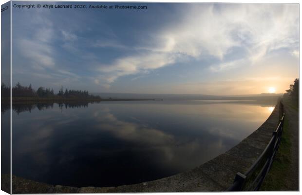 Super wide angle sunset at redmires reservoirs, fish eye perspective Canvas Print by Rhys Leonard