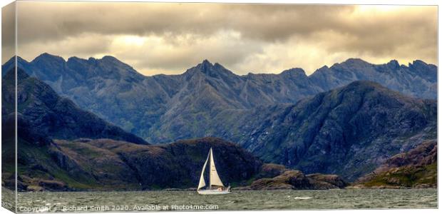 Yacht crossing Loch na Cuilce in front of the Cuillins Canvas Print by Richard Smith