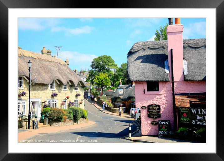 The beautiful thatched village of old Shanklin on the Isle of Wight.  Framed Mounted Print by john hill
