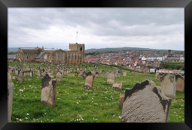 St Marys Church, Whitby Framed Print by graham young