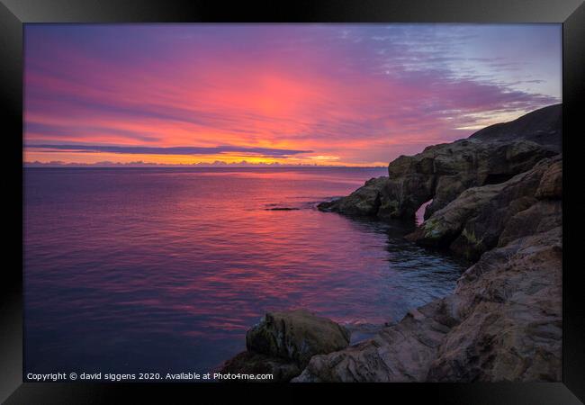 Cullercoats Arch sunrise Framed Print by david siggens