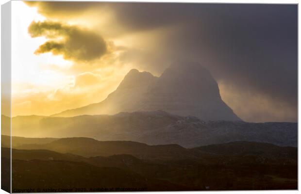 Suilven glow. Canvas Print by Ashley Cooper