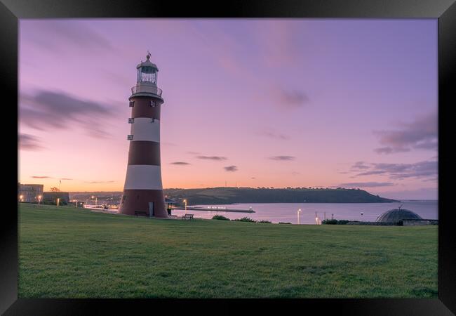 plymouth hoe smeaton's tower (lighthouse) Framed Print by Gareth Williams