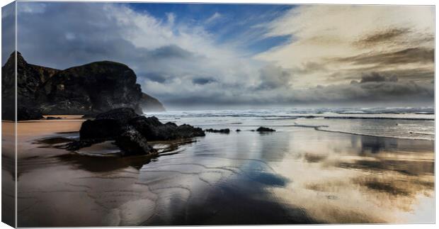 Carnewas and Bedruthan Steps  Canvas Print by Maggie McCall