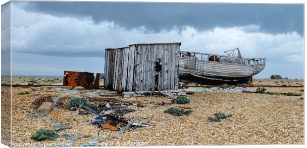 Cloudy Dungeness Kent  Canvas Print by Diana Mower