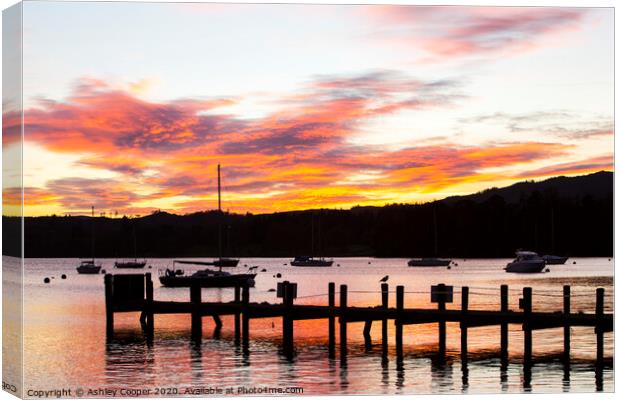 Jetty dusk. Canvas Print by Ashley Cooper