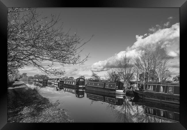 Shropshire Union Canal Chester black and white Framed Print by Jonathon barnett