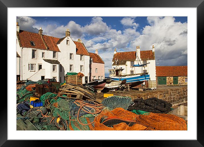 Pittenweem Harbour Framed Mounted Print by Lynne Morris (Lswpp)