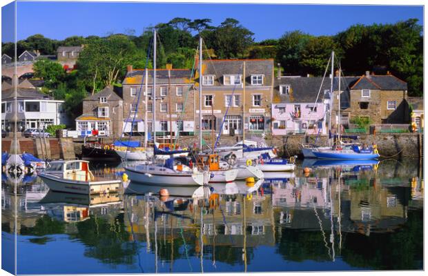 Padstow  Canvas Print by Darren Galpin