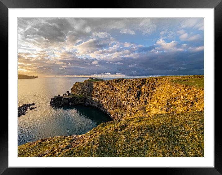 Blue Lagoon, Abereiddy, Pembrokeshire - Sunset. Framed Mounted Print by Colin Allen