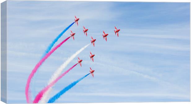 The Red Arrows in tight formation Canvas Print by Jason Wells