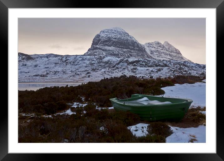 Suilven in Winter Framed Mounted Print by Derek Beattie