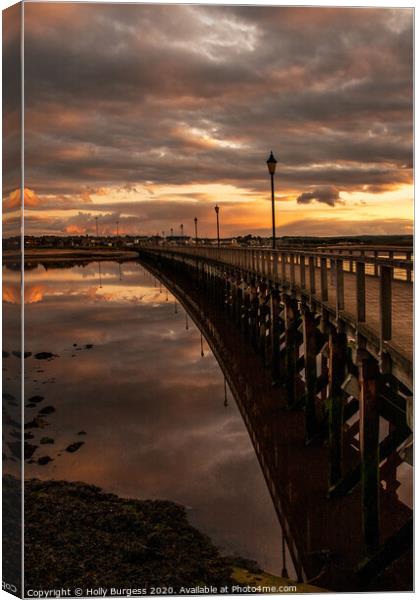 Amble by the sea Pier at night sunset  Canvas Print by Holly Burgess