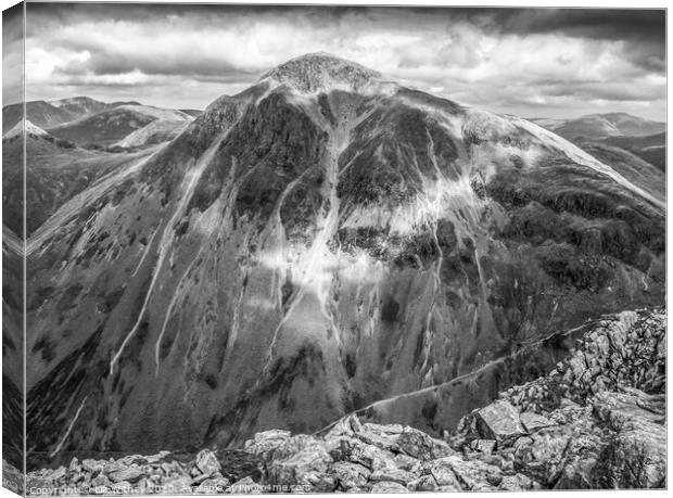 Great Gable, Lake District  Canvas Print by Liz Withey
