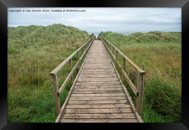 Walkway to West Sands Beach  - St Andrews  Framed Print by Iain Gordon