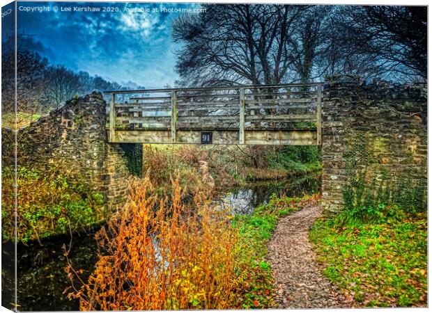 Bridge 91 on the Monmoushire and Brecon Canal Canvas Print by Lee Kershaw