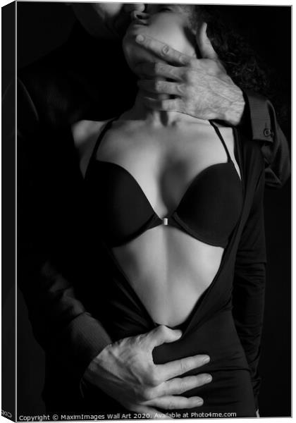 Wall Art print MXI28489: Beautiful sensual portrait of a couple Black and white Canvas Print by MaximImages Wall Art