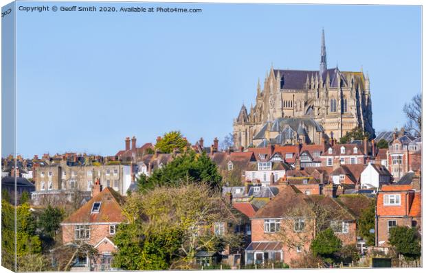 Arundel town and cathedral Canvas Print by Geoff Smith