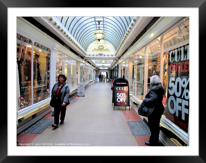 Tha Corridor shopping centre at Bath in Somerset. Framed Mounted Print by john hill