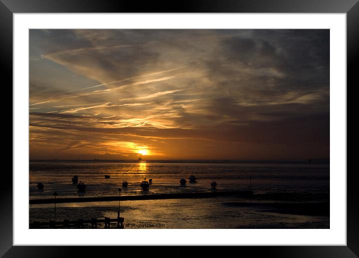 An amazing sunset over the estuary at Westcliff on Sea, Essex, UK Framed Mounted Print by Peter Bolton