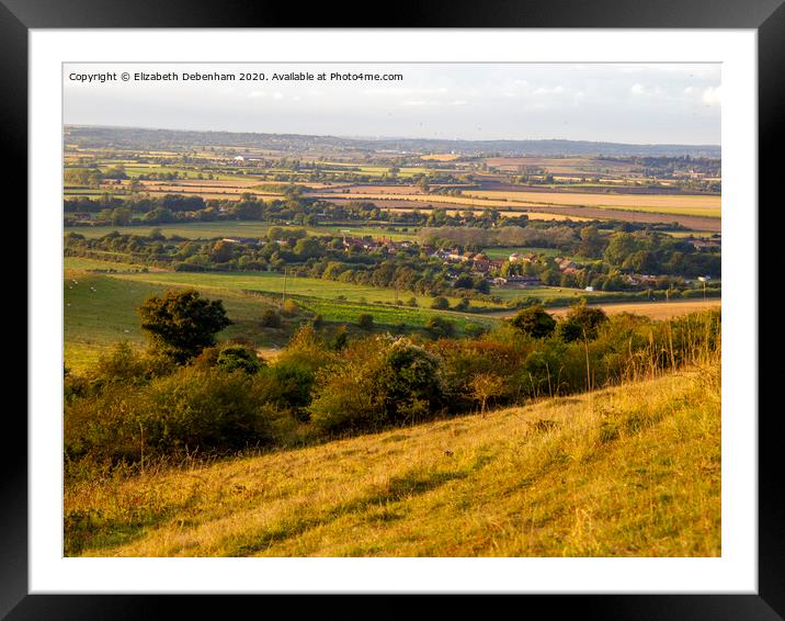 Ivinghoe Beacon towards Edlesborough. Framed Mounted Print by Elizabeth Debenham