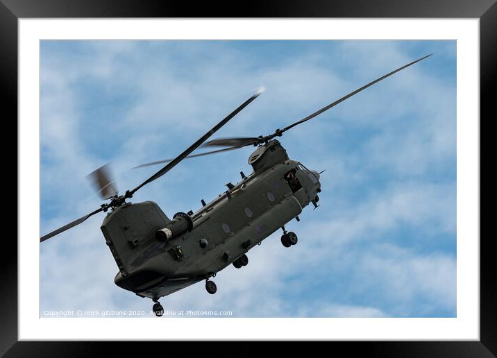 The Chinook aircraft Bournemouth Air show. Framed Mounted Print by mick gibbons