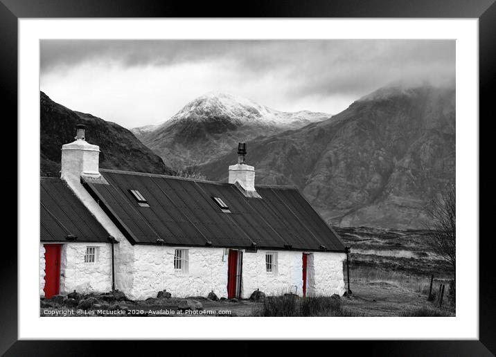 Stunning Blackrock Cottage in Monochrome Framed Mounted Print by Les McLuckie