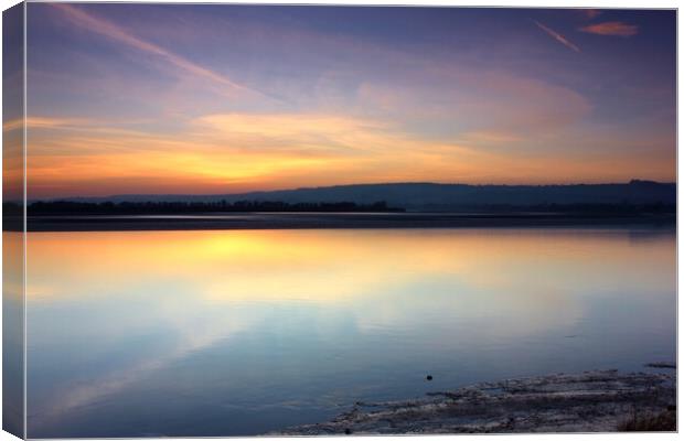Sunset over the River Severn Canvas Print by Susan Snow
