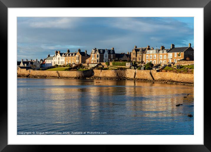 Elie seafront Framed Mounted Print by Angus McComiskey