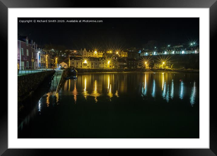 The street lit buildings around Portree harbour Framed Mounted Print by Richard Smith