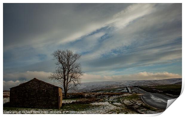 Snow in the yorkshire dales Print by Richard Perks