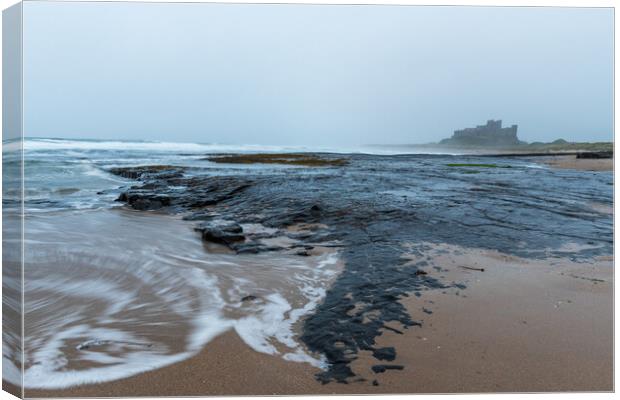 Bamburgh Castle on the Northumberland coast.  Canvas Print by chris smith