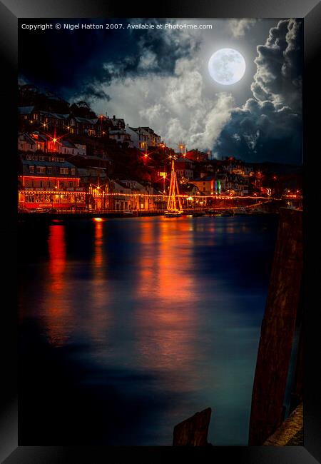 Full Moon  Framed Print by Nigel Hatton