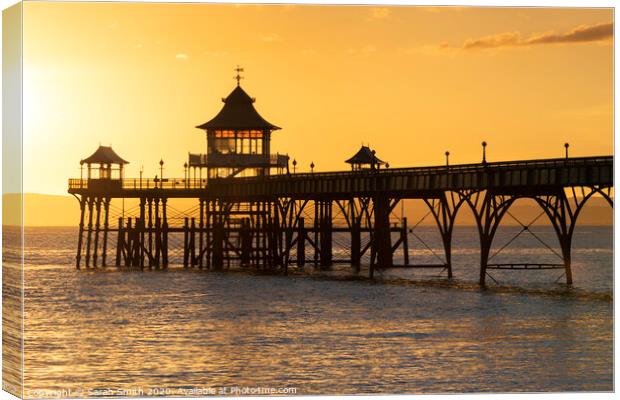 Golden sunset at Clevedon Canvas Print by Sarah Smith