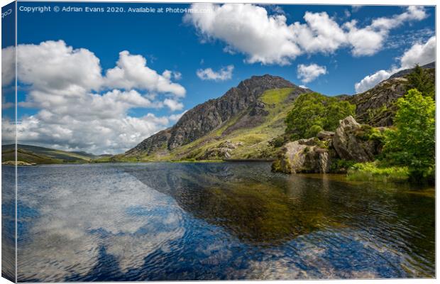 Tryfan Mountain Snowdonia Wales Canvas Print by Adrian Evans