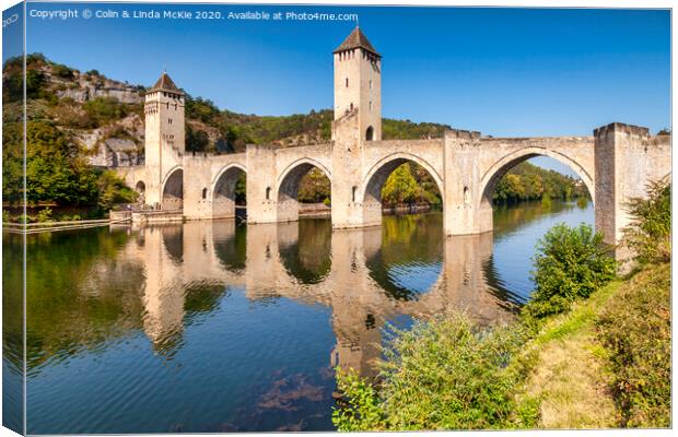 Pont Valentre and River Lot Canvas Print by Colin & Linda McKie