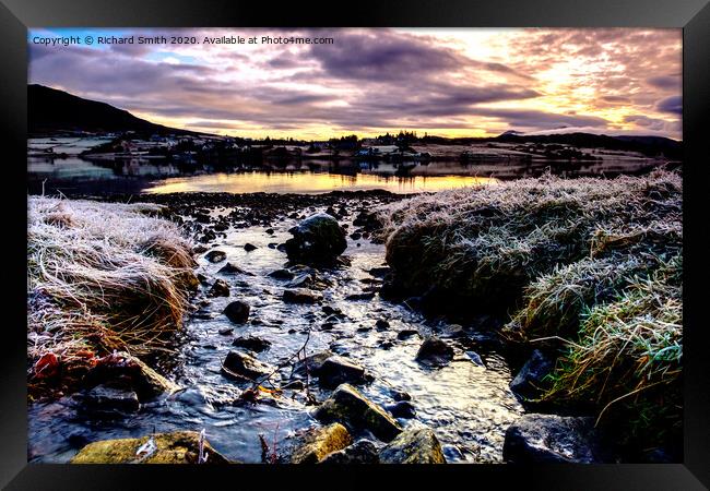 A burn flowing into Loch Portree on a freezing December day. Framed Print by Richard Smith