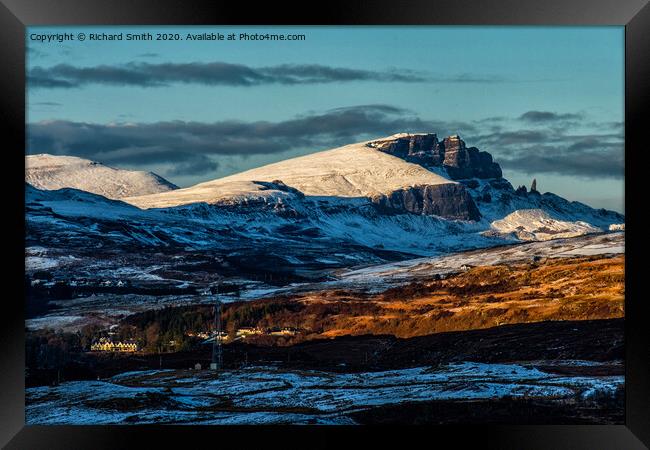 Snow at The Storr Framed Print by Richard Smith