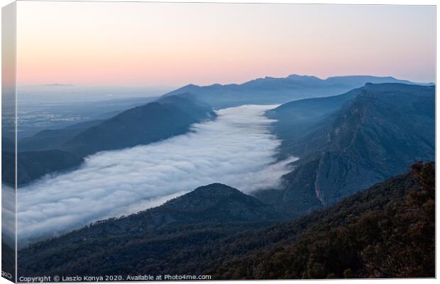 Sunrise - Grampians Canvas Print by Laszlo Konya