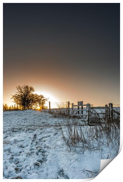 Ivinghoe Beacon sunrise Print by Graham Custance