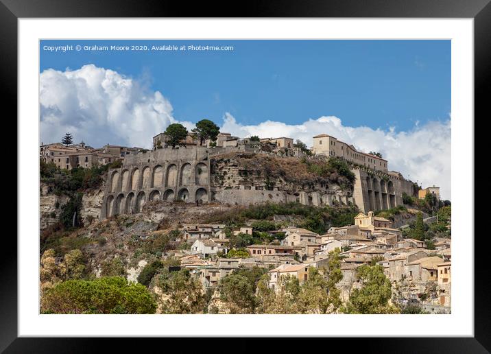 Gerace italy town Framed Mounted Print by Graham Moore