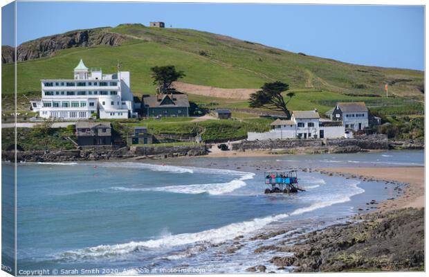 Burgh Island sea tractor Canvas Print by Sarah Smith