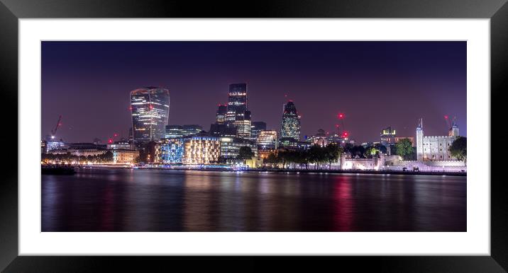 London at night Framed Mounted Print by chris smith