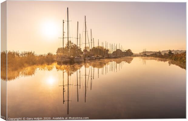 Golden sunrise on the canal Canvas Print by Gary Holpin