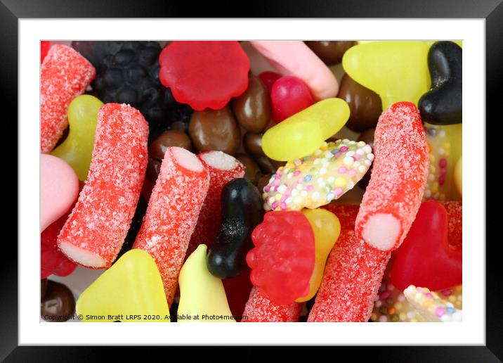 Pick and mix candy and sweets Framed Mounted Print by Simon Bratt LRPS